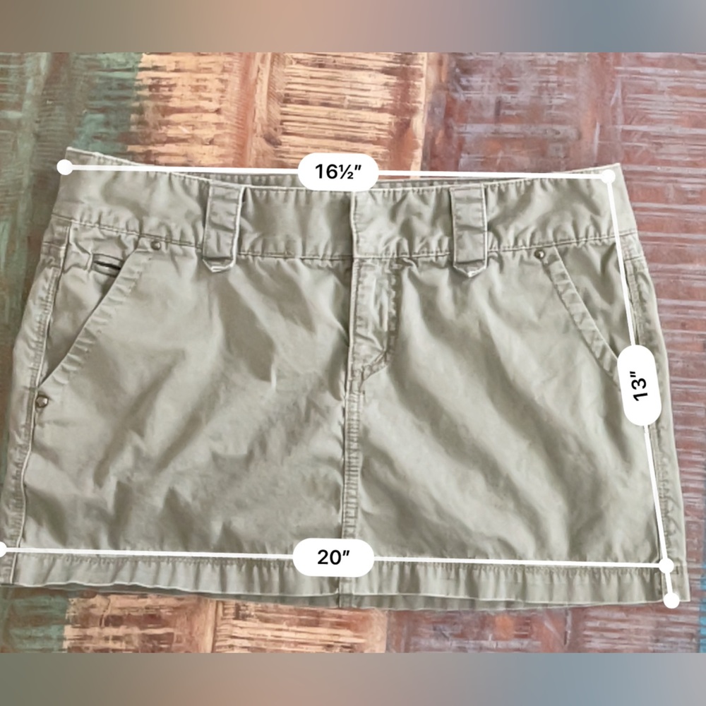 EXPRESS Green Skirt - Picture 3 of 4